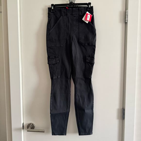 New SPANX Stretch Twill Ankle Cargo Pants Soft Washed Balck High Rise Ankle Sz M - Picture 2 of 7